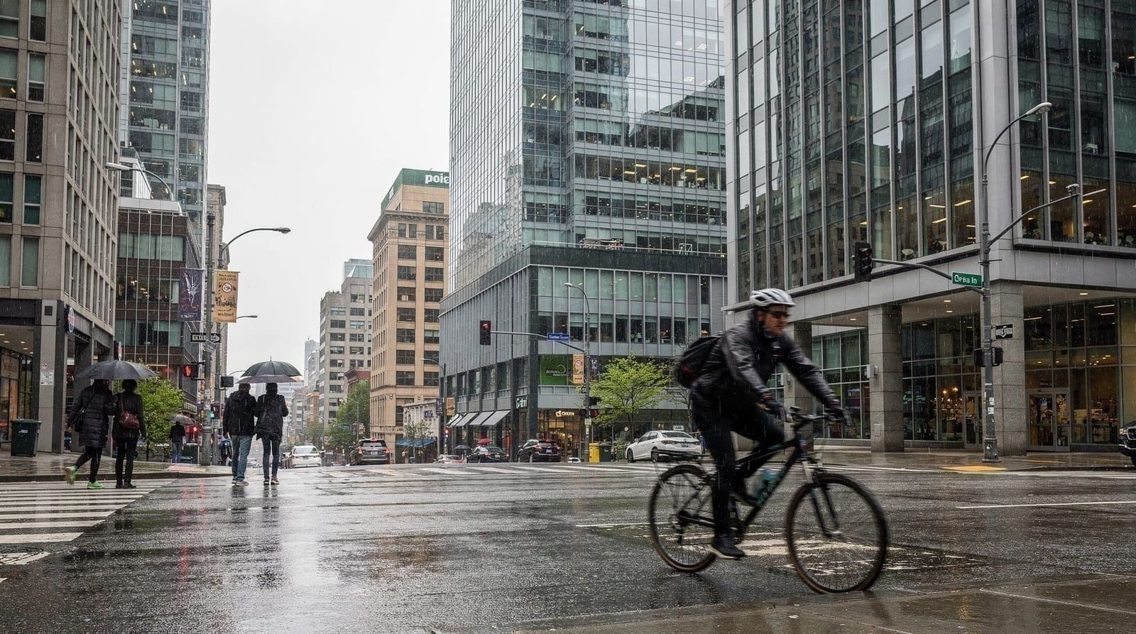 Common mistakes first-time visitors make in Vancouver — The most common mistakes first-time Vancouver visitors make — underestimating ra