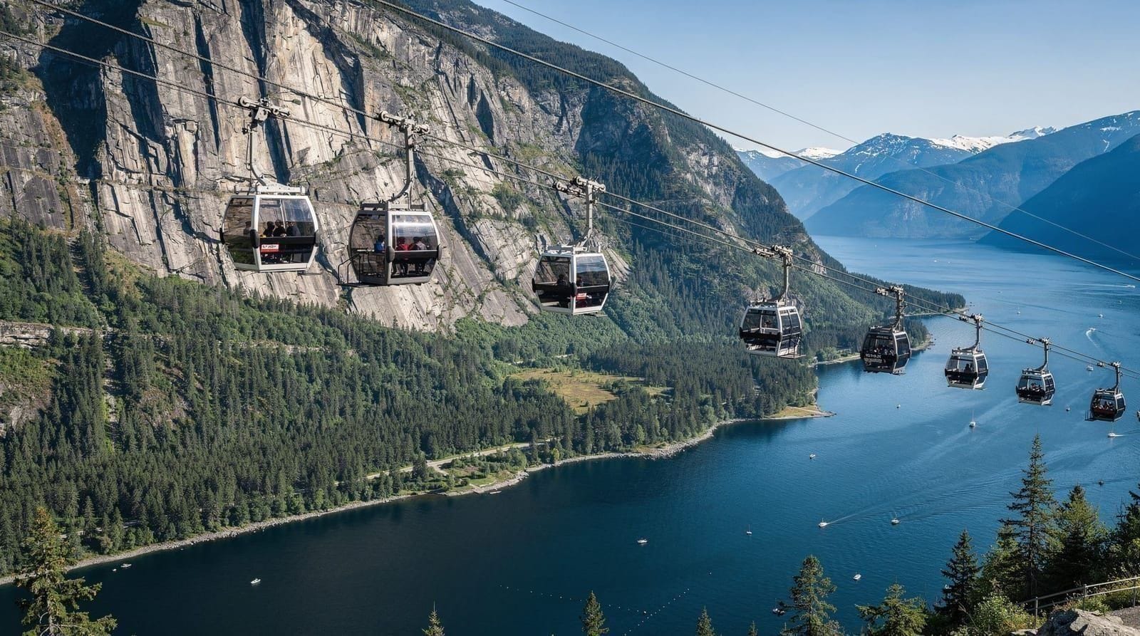 Sea to Sky Gondola vs. Grouse Mountain — Ein ausgewogener Vergleich der Sea to Sky Gondola in Squamish und Grouse Mountai