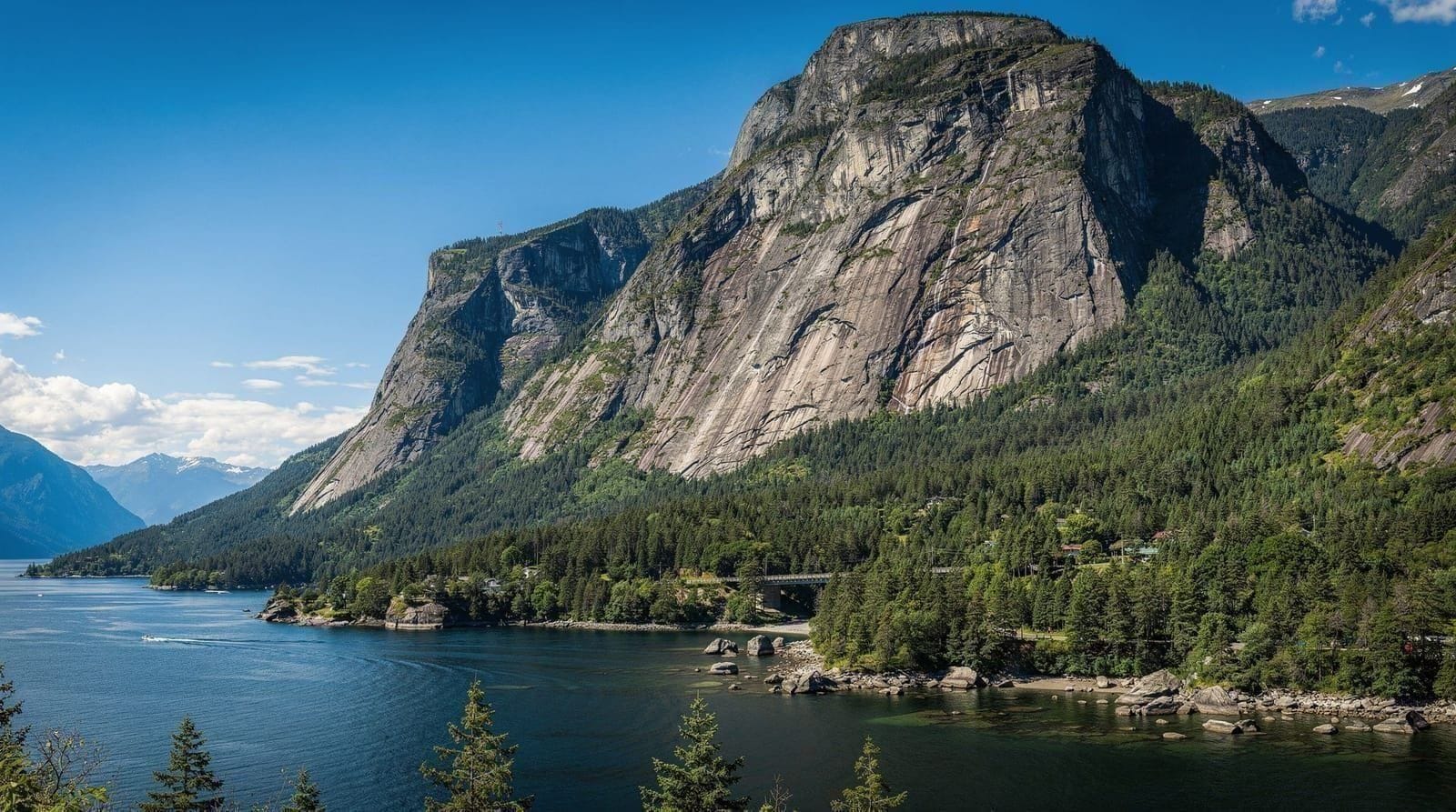 Excursión de un día a Squamish desde Vancouver — escalada, cascadas y la góndola — Cómo planear una excursión de un día a Squamish desde Vancouver — tiempos de tra
